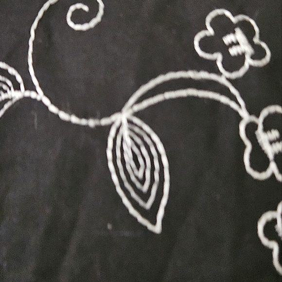 \id. Collection Embroidered Blazer - Picture 6 of 6